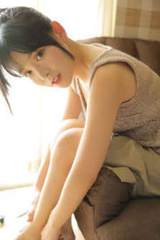 裸体女兵36姿