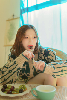 乌克兰电影小女孩视频